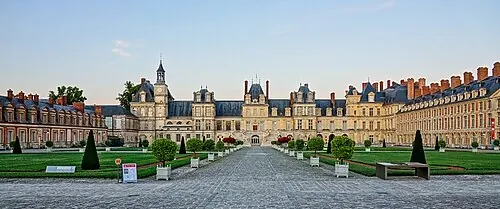 La cour d’honneur du château de Fontainebleau.